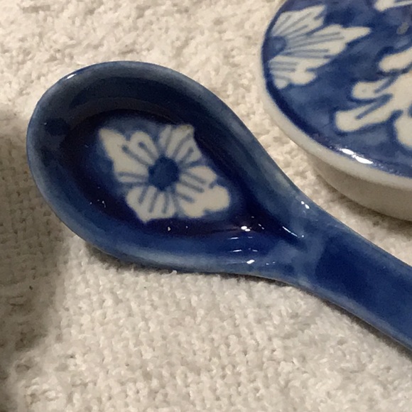 Sugar Bowl with great detail - Picture 6 of 8